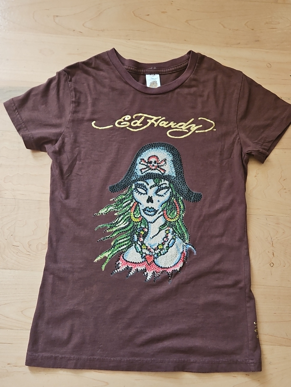 VTG Y2K Ed Hardy Rhinestone Pirate Lady Graphic Tee Brown EUC
